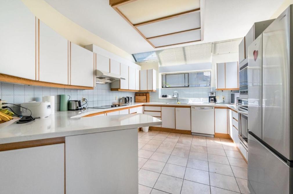 Stylish & Central Vancouver Retreat - Steps From Local Attractions! Daire Dış mekan fotoğraf