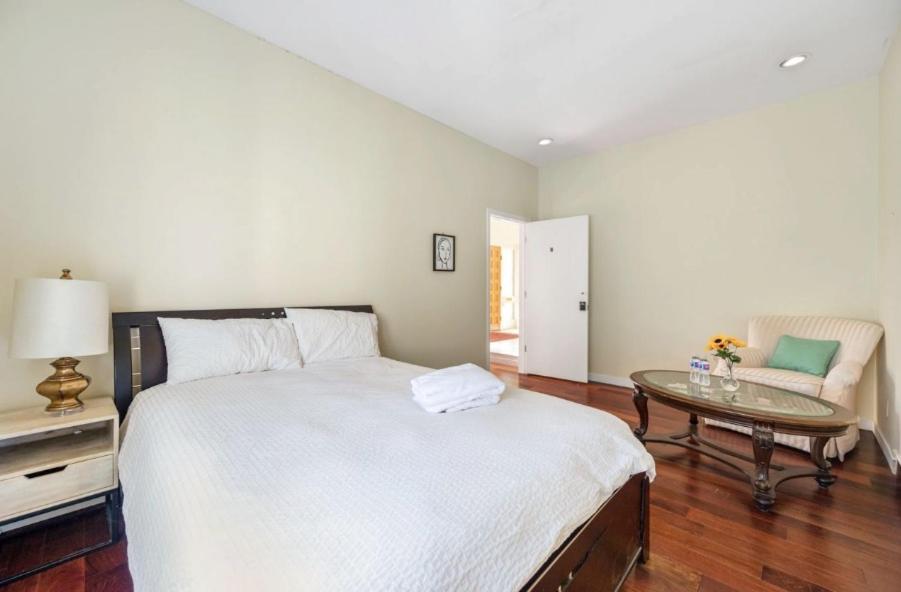 Stylish & Central Vancouver Retreat - Steps From Local Attractions! Daire Dış mekan fotoğraf