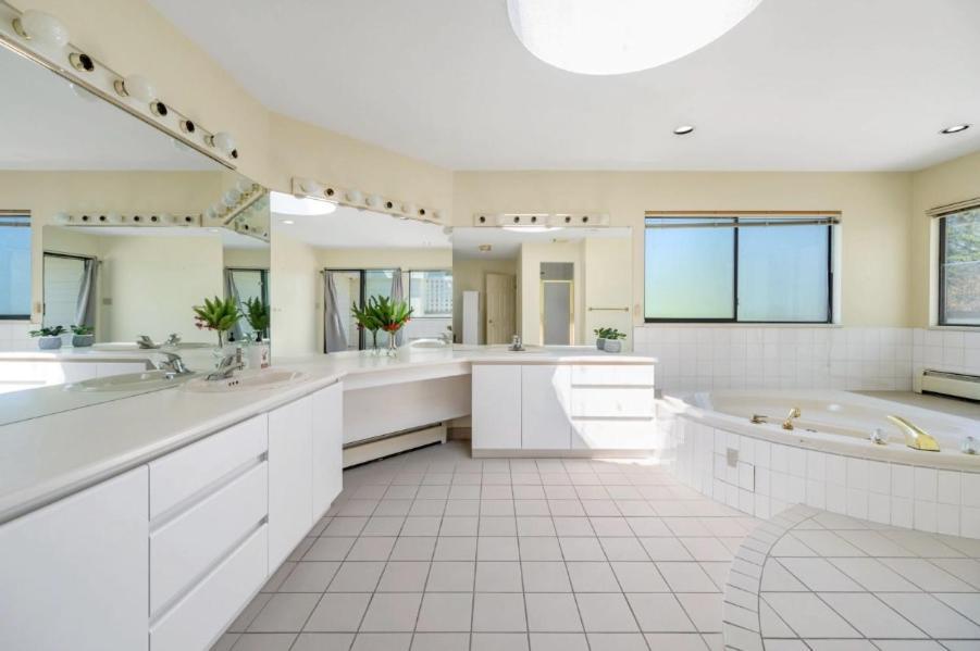 Stylish & Central Vancouver Retreat - Steps From Local Attractions! Daire Dış mekan fotoğraf