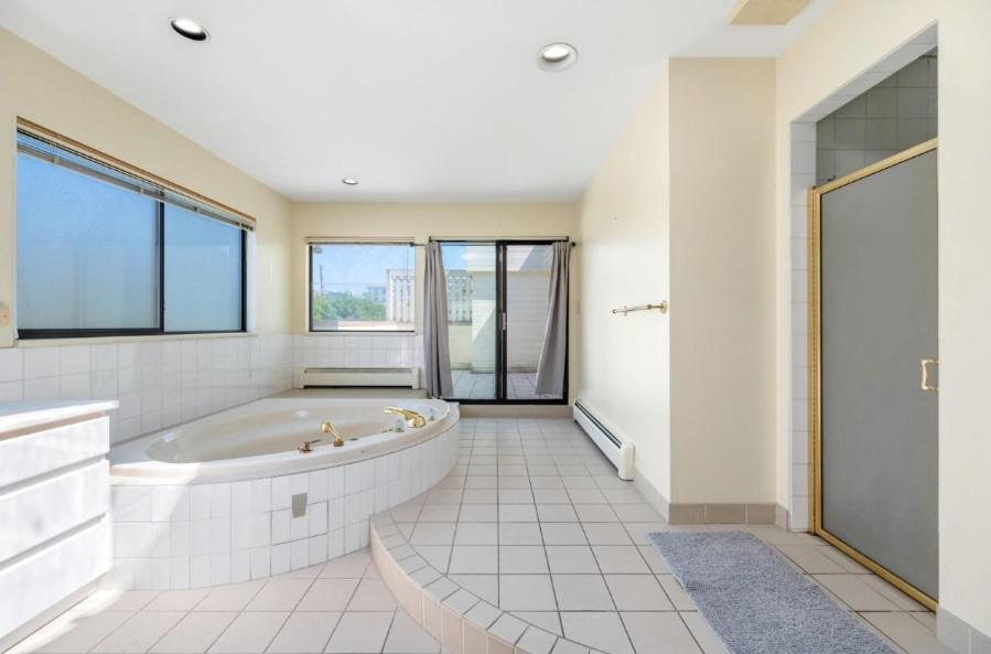 Stylish & Central Vancouver Retreat - Steps From Local Attractions! Daire Dış mekan fotoğraf